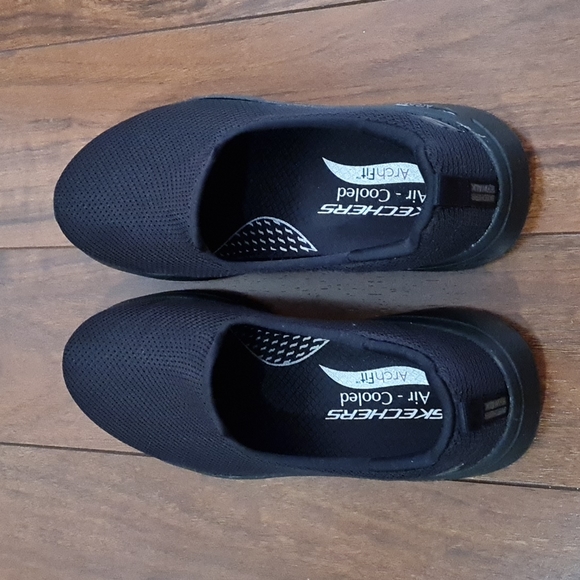 Skechers Shoes - SKECHERS Air - Cooled ArchFit